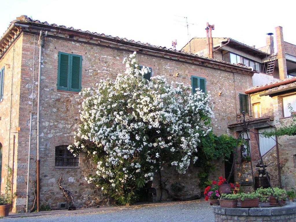 Agriturismo Santa Croce San Gimignano Exterior foto